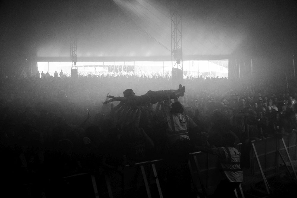 Photo by Carl Battams
